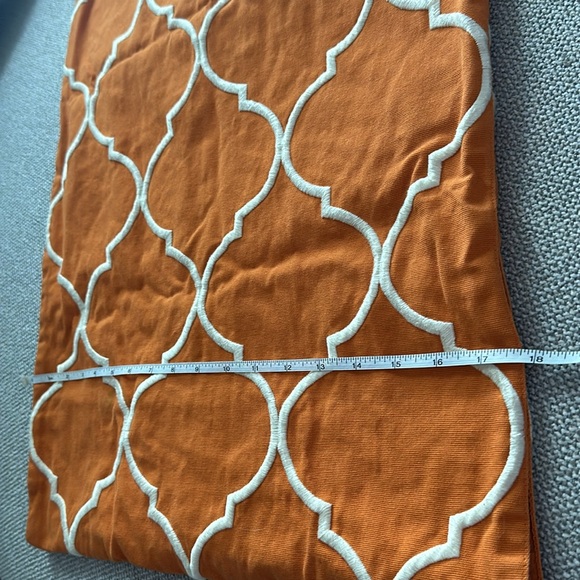 Pottery Barn Morrocan Orange Table Runner 100% cotton - Picture 5 of 5